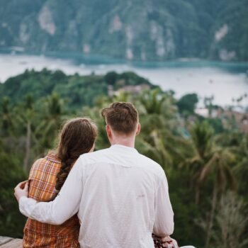 azlan-baharudin-LXbOF3rOarI-unsplash